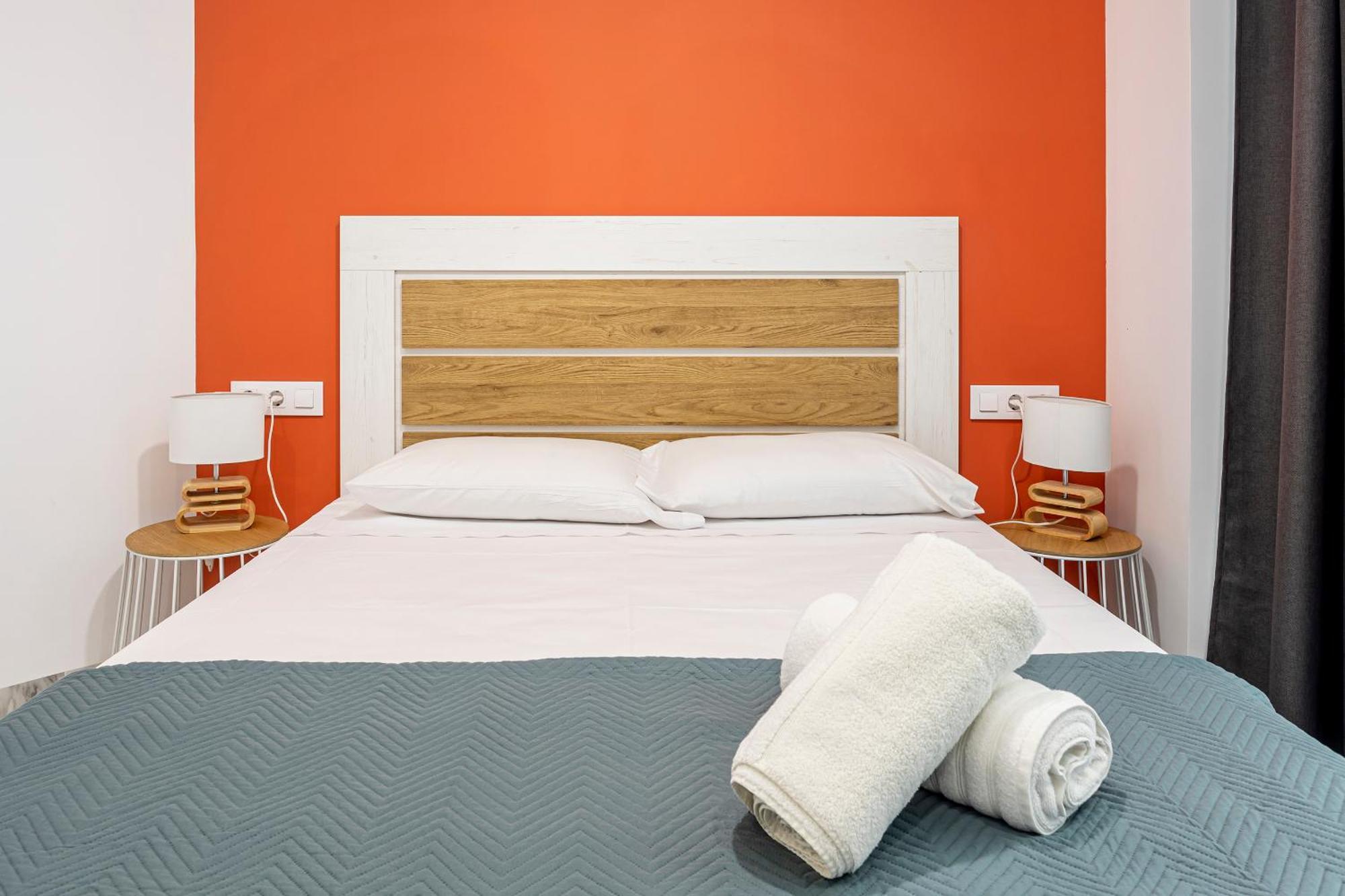 Apartamento De Estilo Moderno Hasta 5 Pax Валенсия Экстерьер фото
