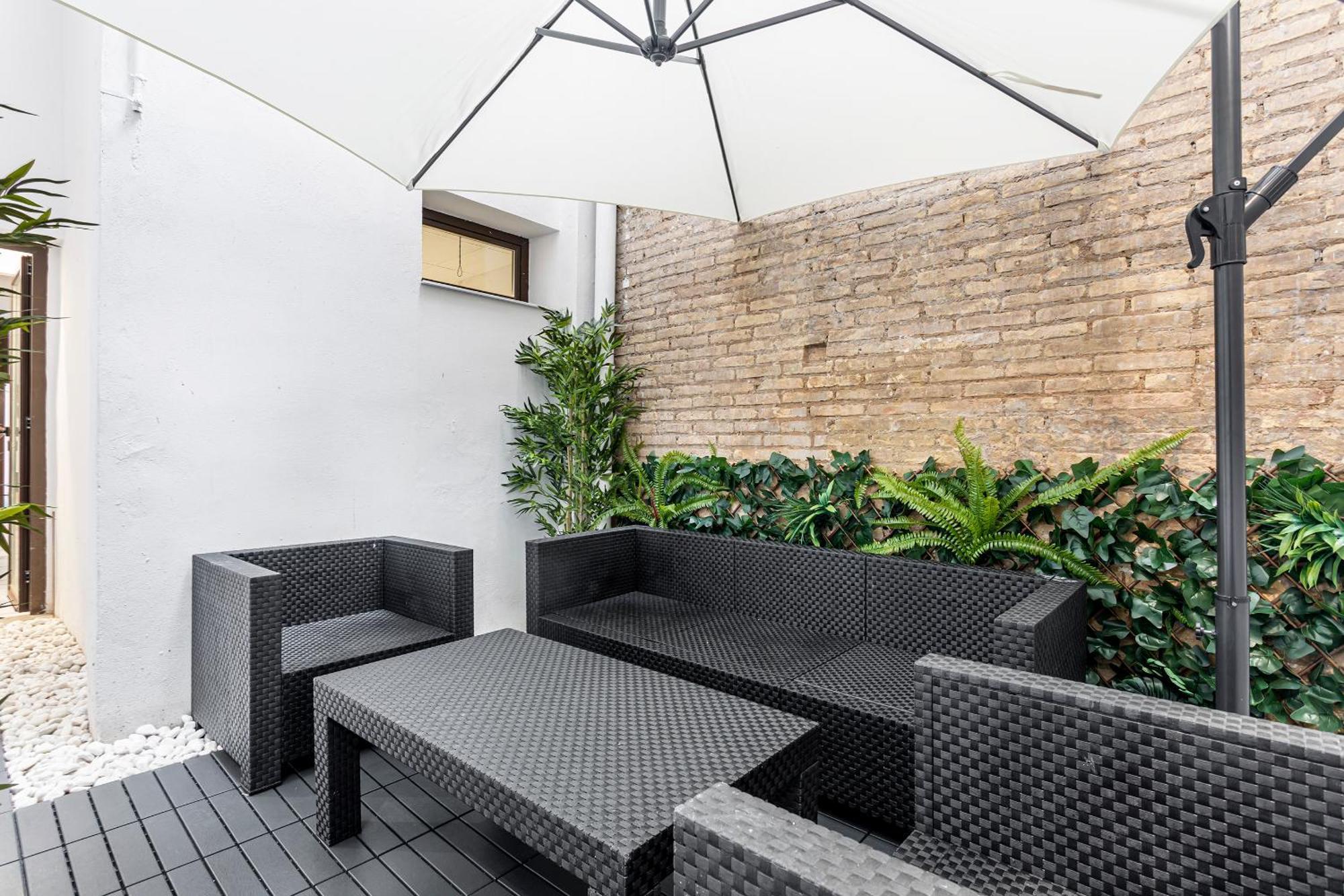 Apartamento De Estilo Moderno Hasta 5 Pax Валенсия Экстерьер фото